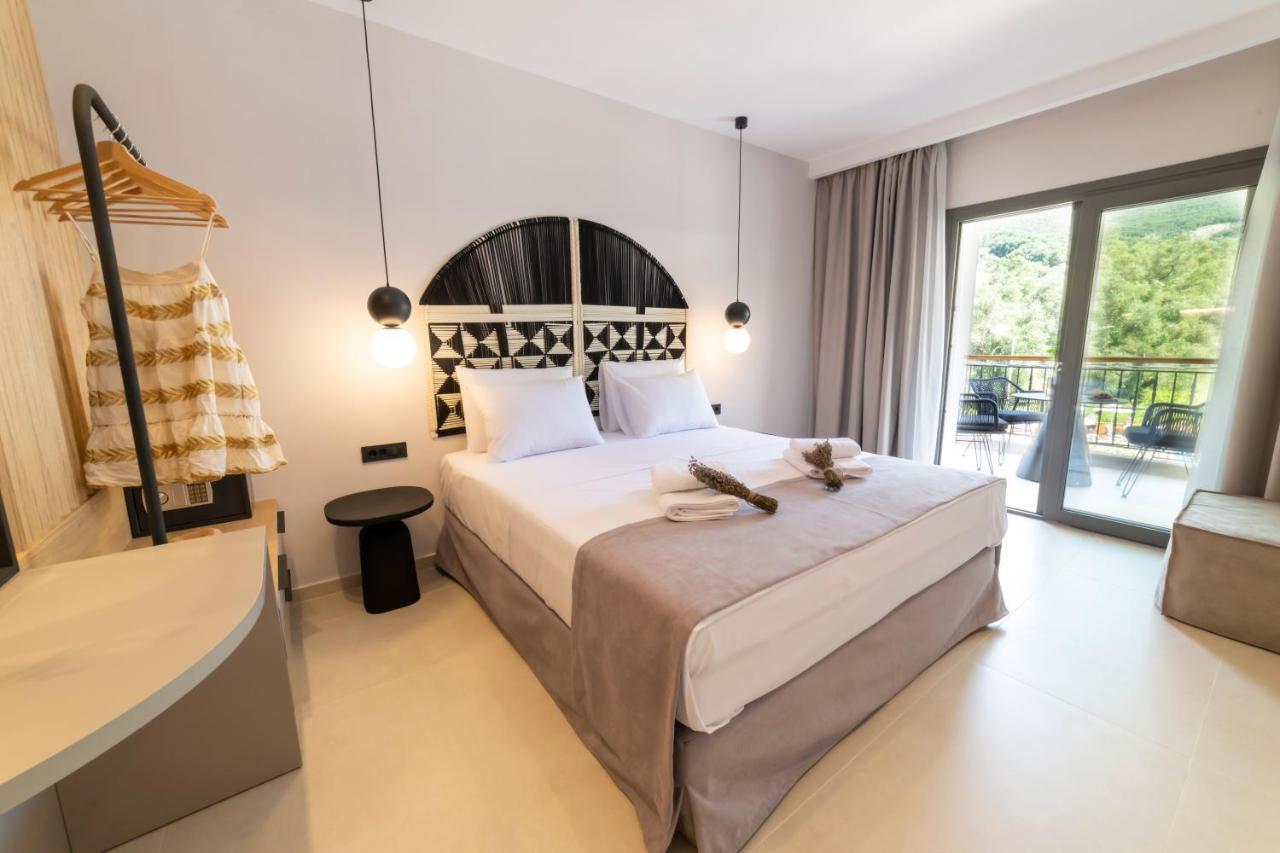 Anesis Deluxe Apartments Parga Eksteriør billede