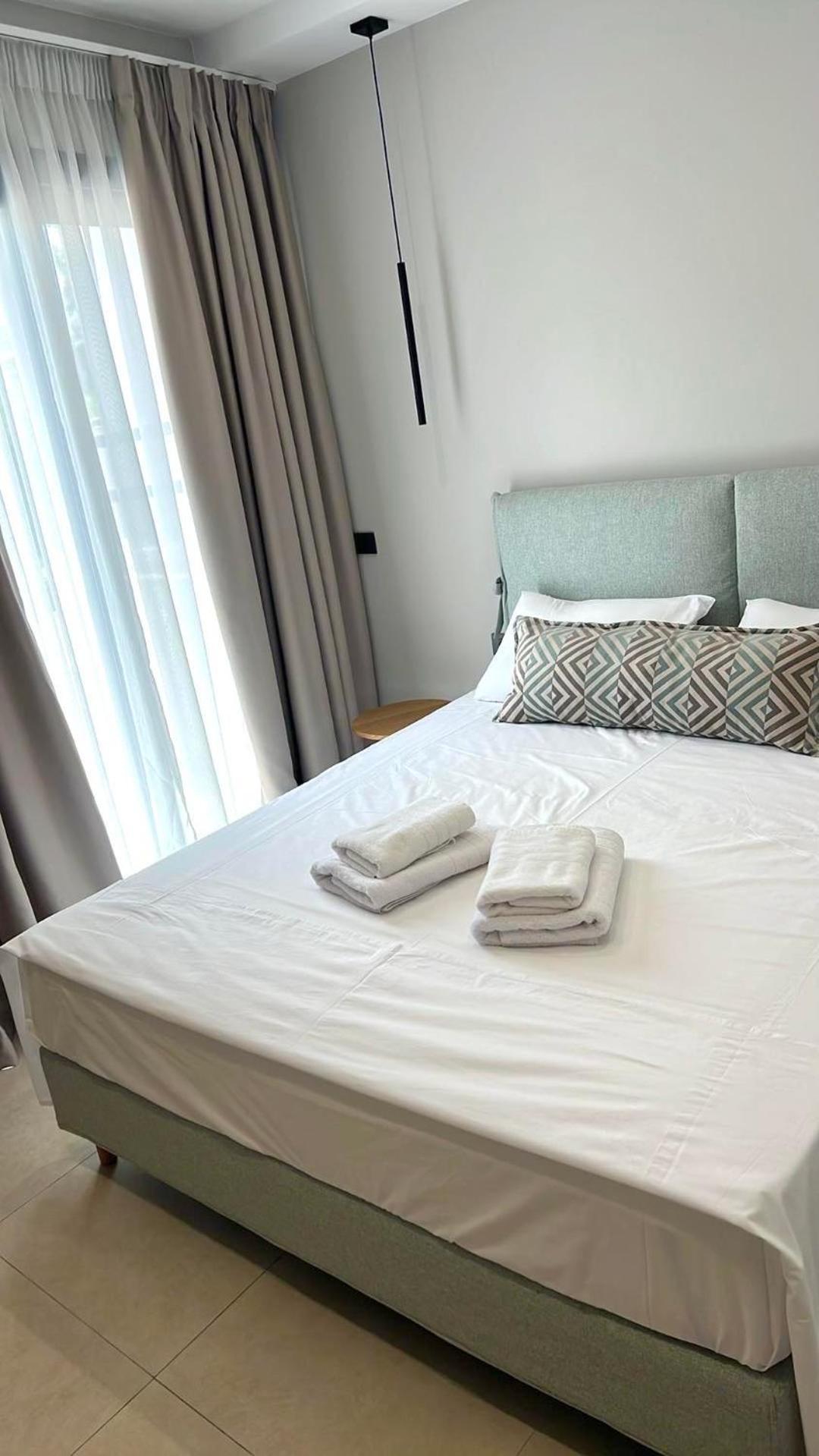 Anesis Deluxe Apartments Parga Eksteriør billede